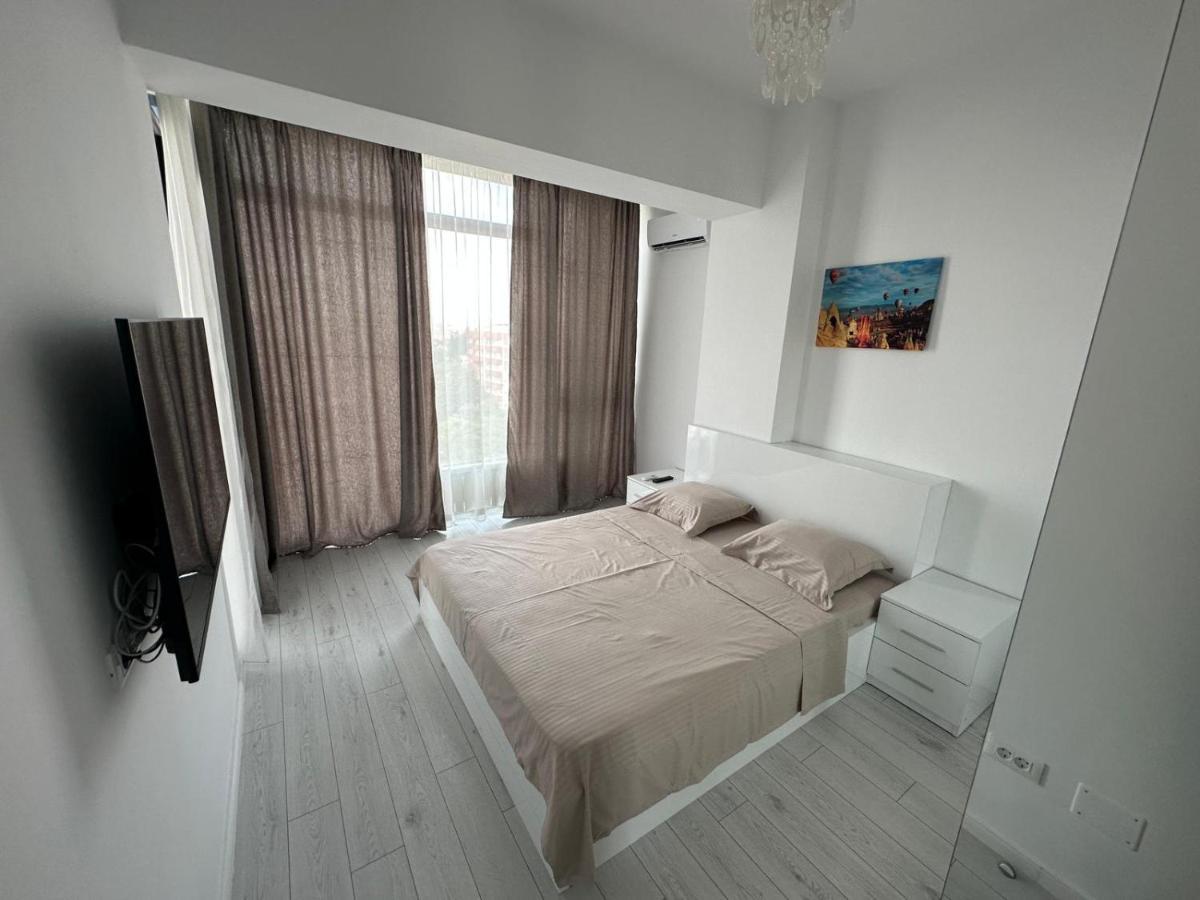 Giulia'S Home Бухарест Экстерьер фото