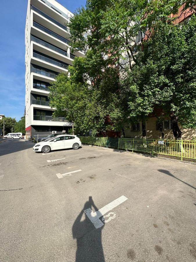 Giulia'S Home Бухарест Экстерьер фото